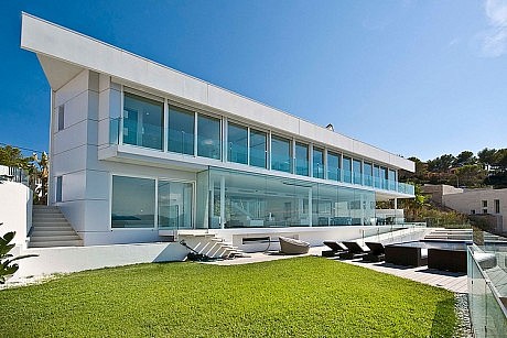 Waterfront Designer Villa in Mallorca