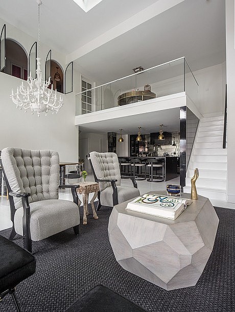 Bond Street Apartment by James Dixon Architect