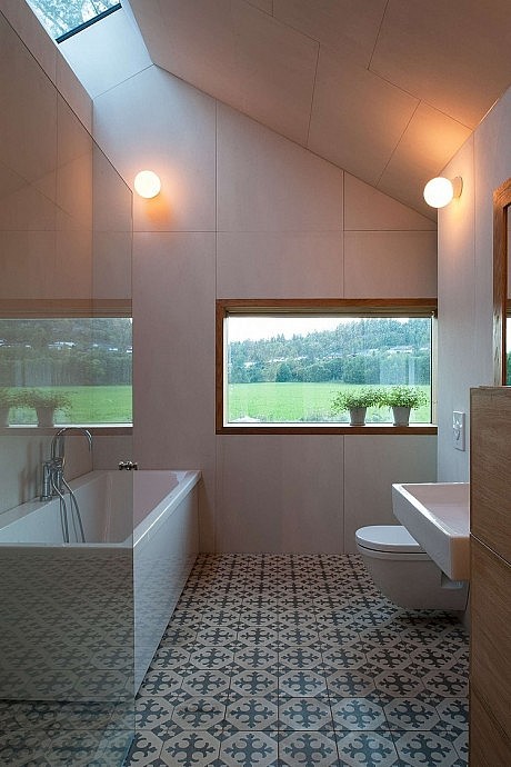 House in Holmestrand by Schjelderup Trondahl Architects