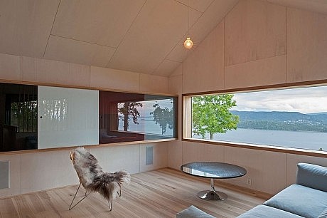 House in Holmestrand by Schjelderup Trondahl Architects