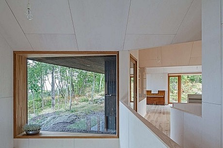 House in Holmestrand by Schjelderup Trondahl Architects