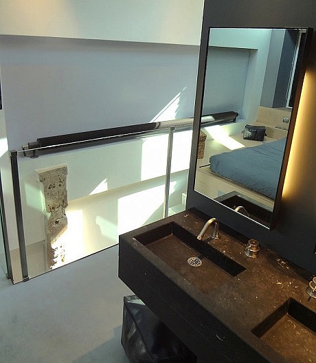 Contemporary Loft by KJBI Deco