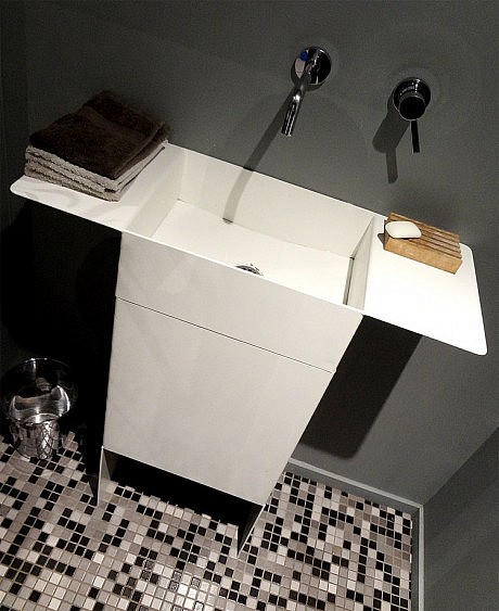 Contemporary Loft by KJBI Deco