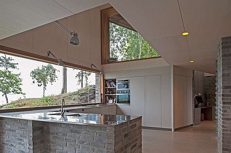 House in Holmestrand by Schjelderup Trondahl Architects