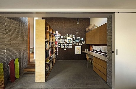 Plywood House II by Andrew Burges Architects