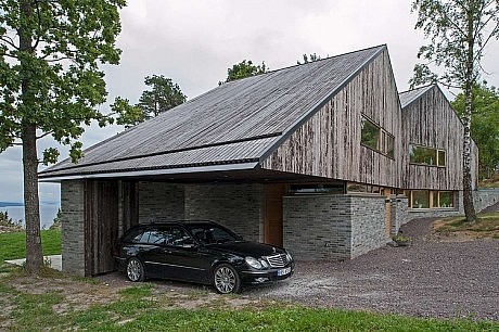 House in Holmestrand by Schjelderup Trondahl Architects