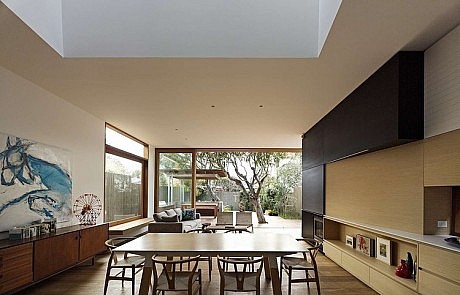 Plywood House II by Andrew Burges Architects