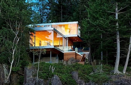 Gambier Island House by Mcfarlane Green Biggar