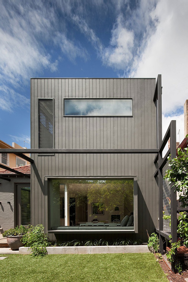 Elwood Residence by Robson Rak Architects & Made by Cohen