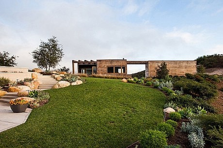 Toro Canyon Residence by Bestor Architecture