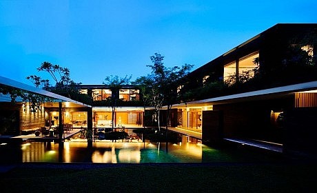 Cluny House by Guz Architects