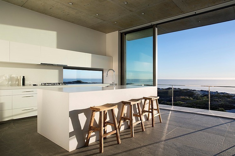 Pearl Bay Residence by Gavin Maddock Design Studio
