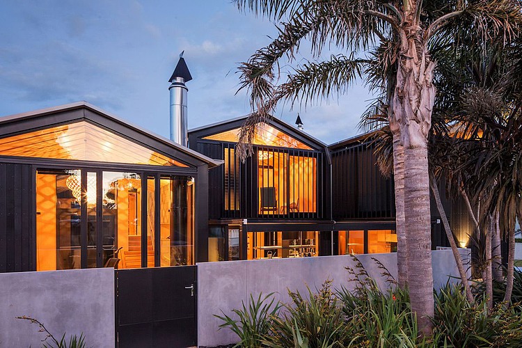 Boatsheds by Strachan Group Architects & Rachael Rush