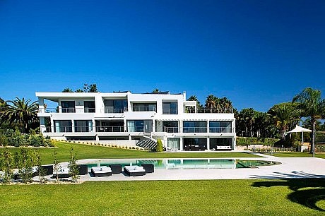 Algarve Villa by Staffan Tollgard Design Group