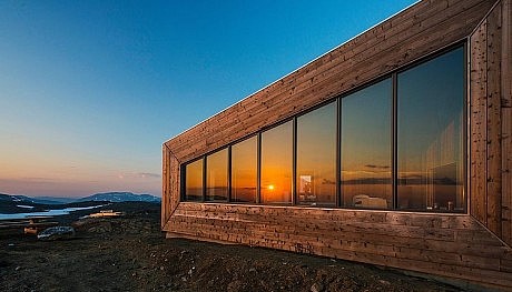 Rabot Tourist Cabin by Jarmund / Vigsnæs Architects