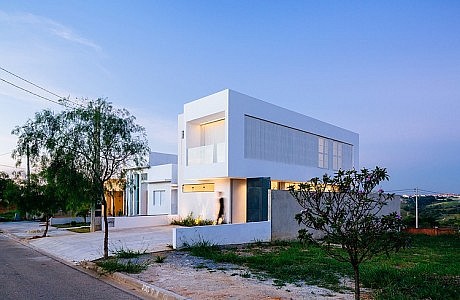 Sorocaba House by Estudio BRA Arquitetura