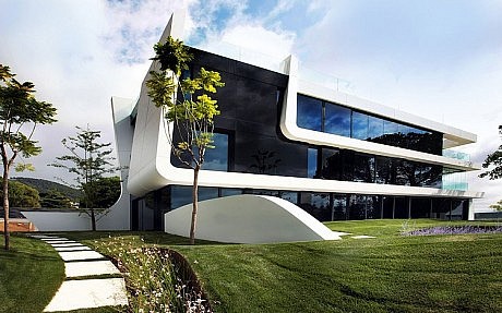 Weave House by A-cero