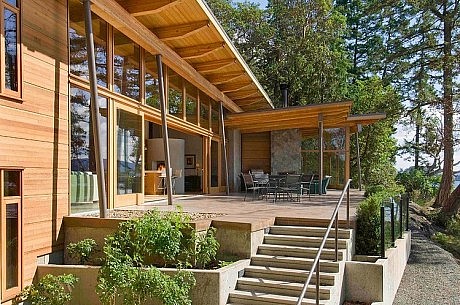 Gulf Island House by Phillip Van Horn Design