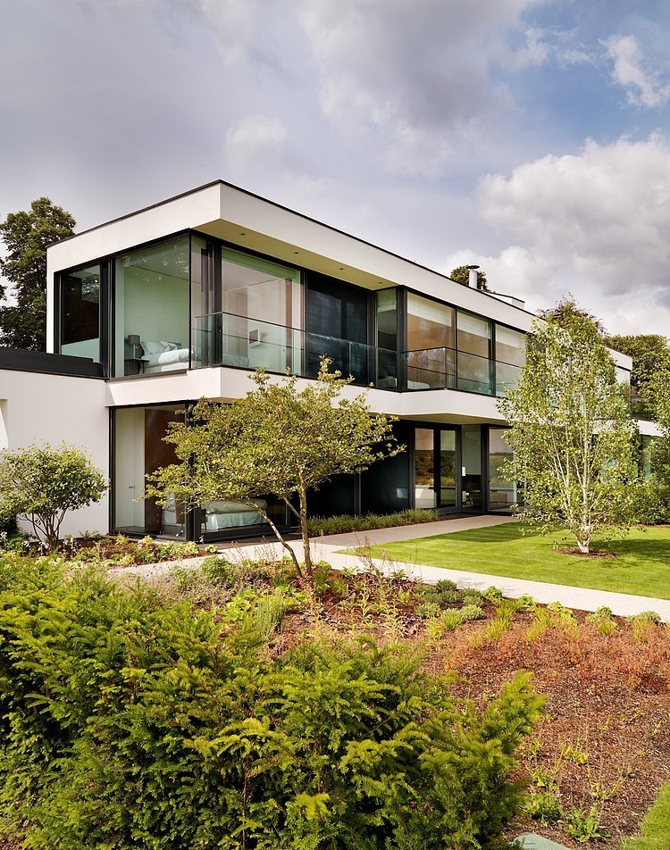 Modern Country House by Gregory Phillips Architects