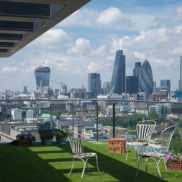 Wapping Lane Penthouse by Amos and Amos