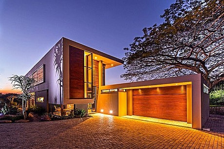 Aloe Ridge House by Metropole Architects