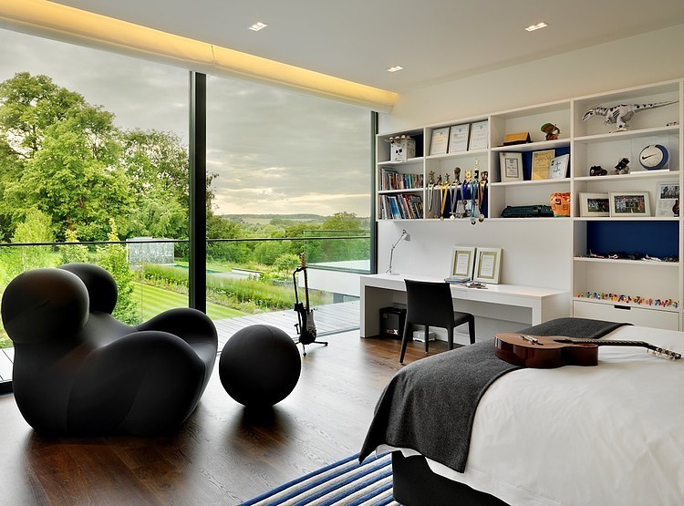 Modern Country House by Gregory Phillips Architects