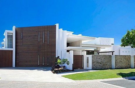 Mooloolah House by Gerald Smith