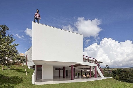 D&P House by Atelier Paralelo