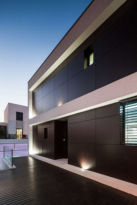 ML House by JPS Atelier