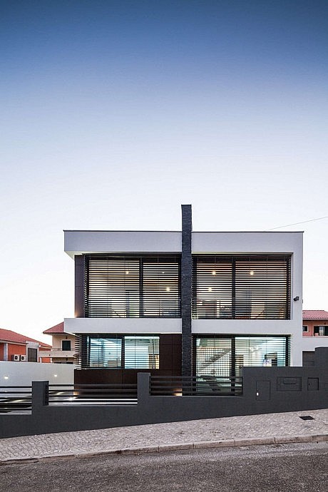 ML House by JPS Atelier