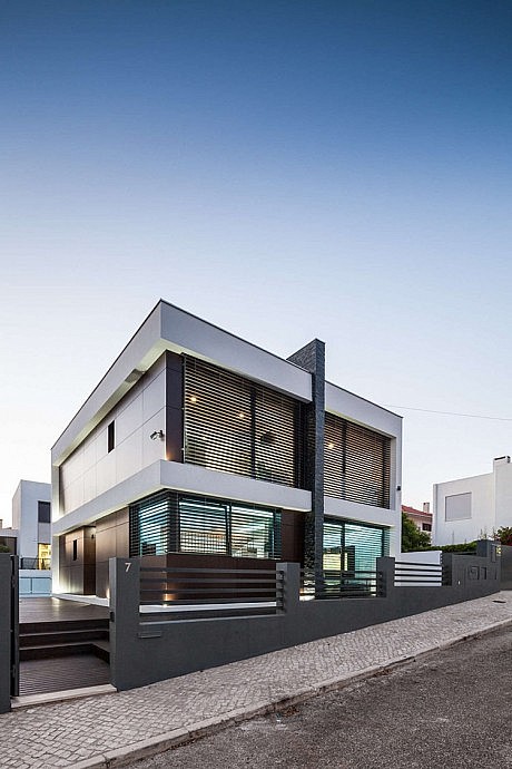 ML House by JPS Atelier