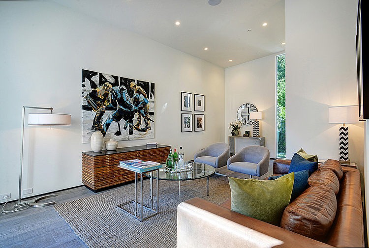 Hythe Court Home by Amit Apel Design