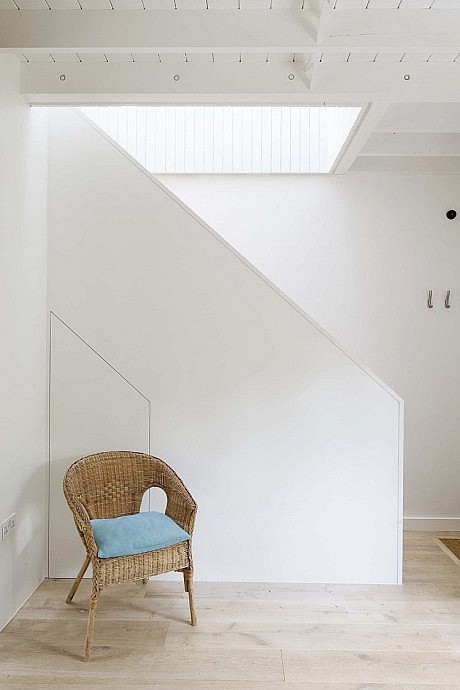 Dorset Road Home by Sam Tisdall