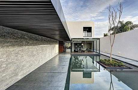 Casa LA by Elías Rizo Arquitectos