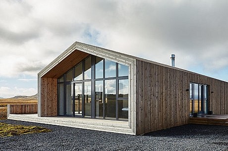 Dynjandisvegur Retreat by Tonnatak