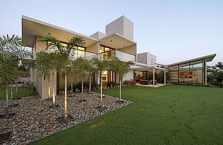 The Urbane House by Hiren Patel Architects