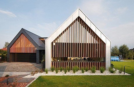 Two Barns House by RS+