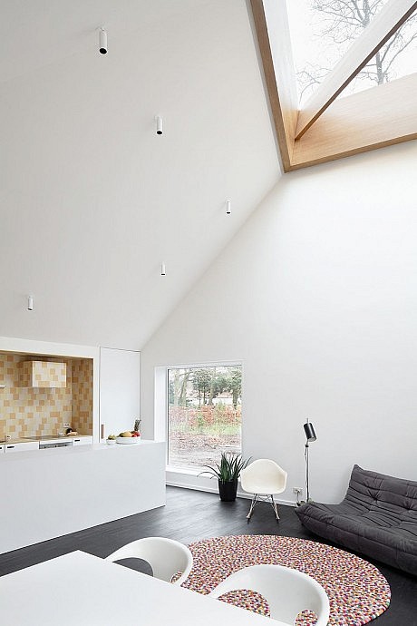 House for Patrick by LOW Architecten