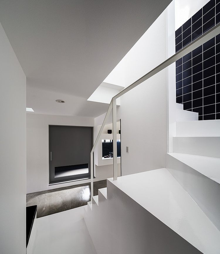 Scape House by Form / Kouichi Kimura Architects