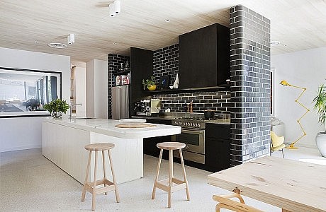 Brick House by Clare Cousins Architects