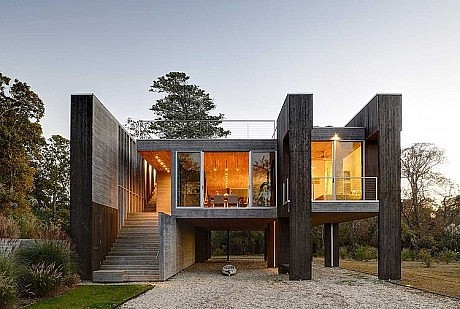 Northwest Harbor House by Bates Masi + Architects