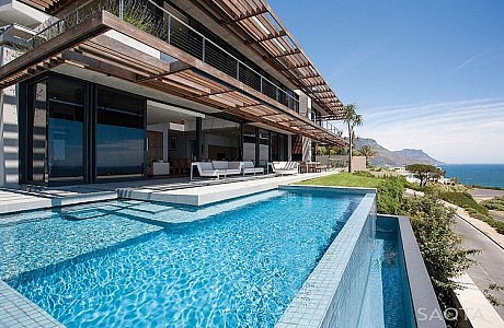 Kloof 151 by SAOTA