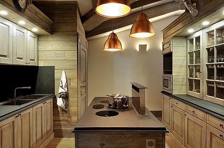 Penthouse in Val-d'Isère by Jorge Grasso