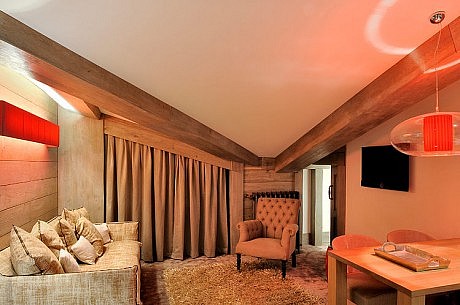 Penthouse in Val-d'Isère by Jorge Grasso