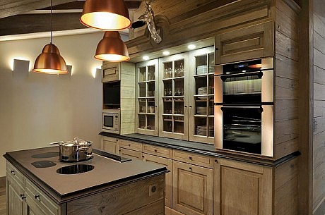 Penthouse in Val-d'Isère by Jorge Grasso