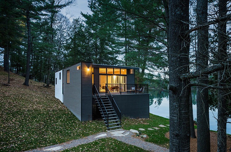 La Peche Cottage by Kariouk & Associates