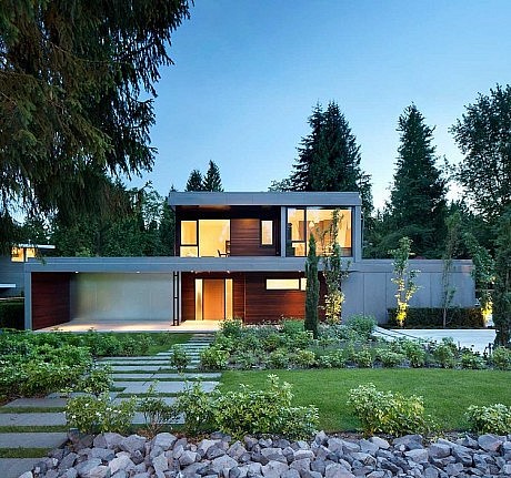 St. James Residence by Randy Bens