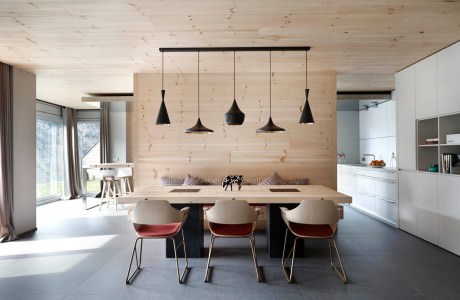 Wooden Interior by Coblonal Arquitectura