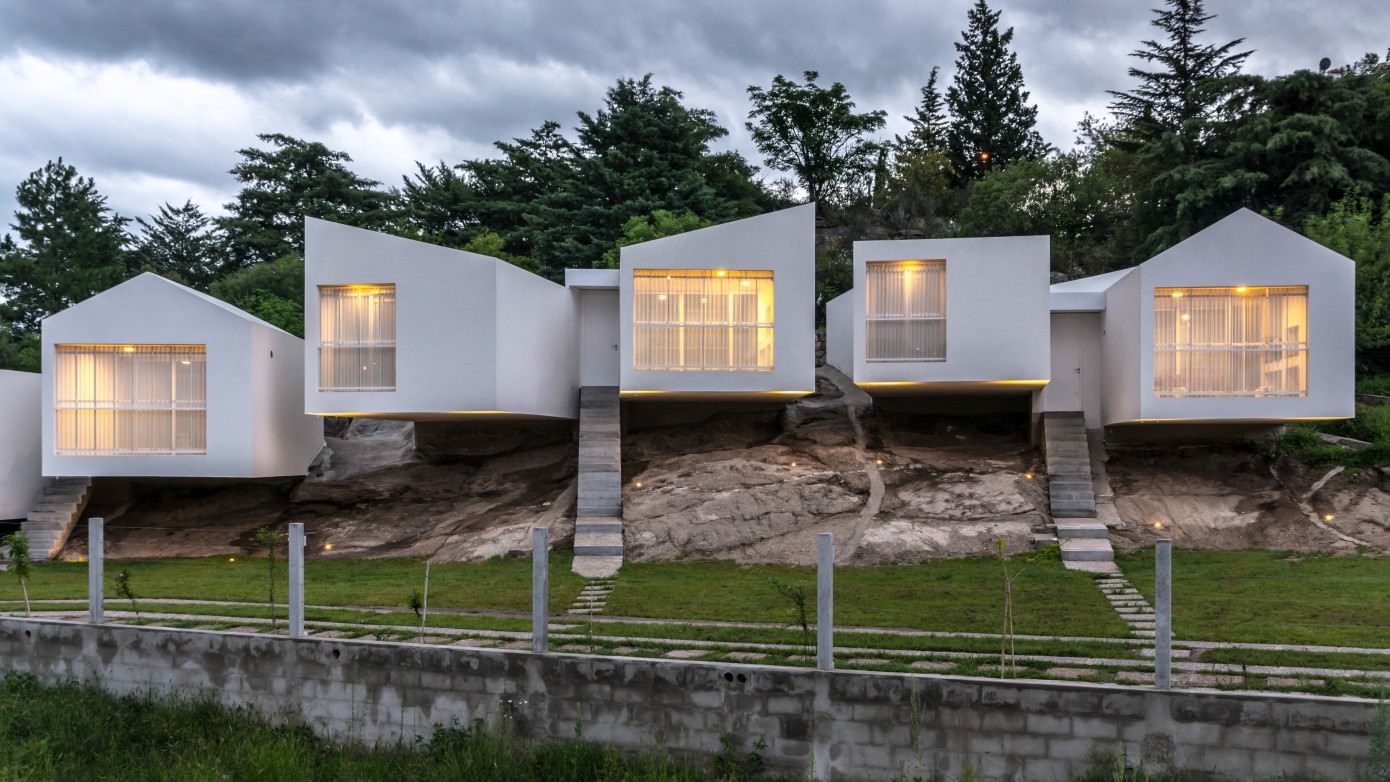 5 Houses by Carlos Alejandro Ciravegna