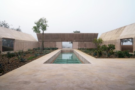 Villa Além by Valerio Olgiati - 1